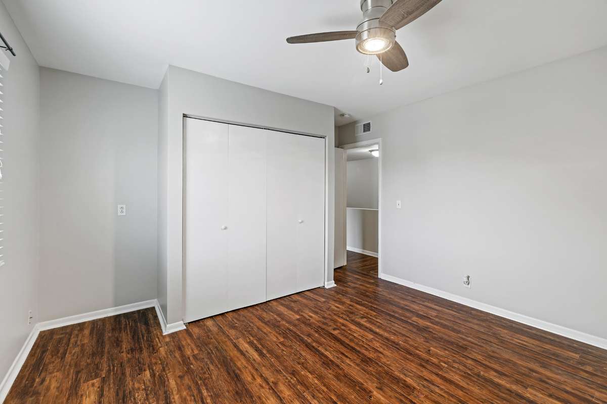 all bedrooms have new upgraded ceiling fans