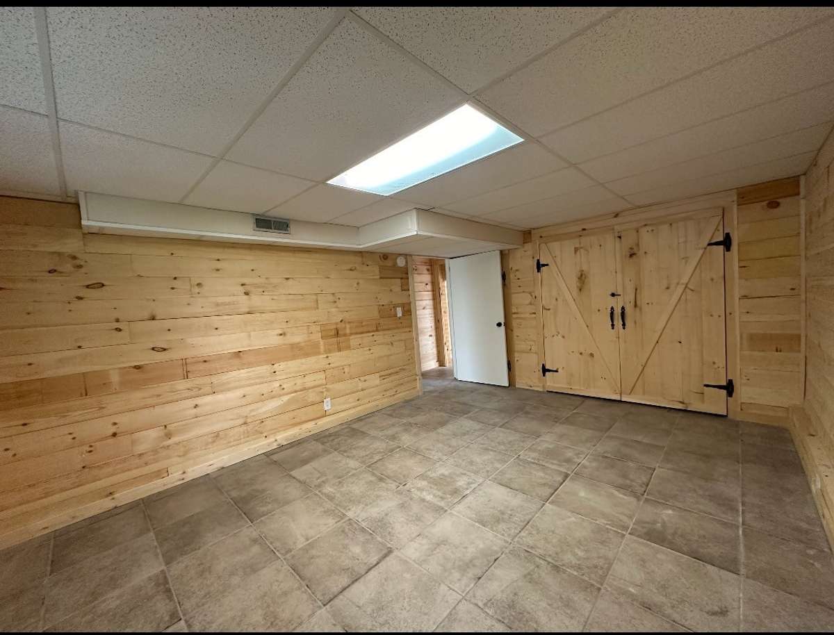 Bedroom in basement with extra large closet