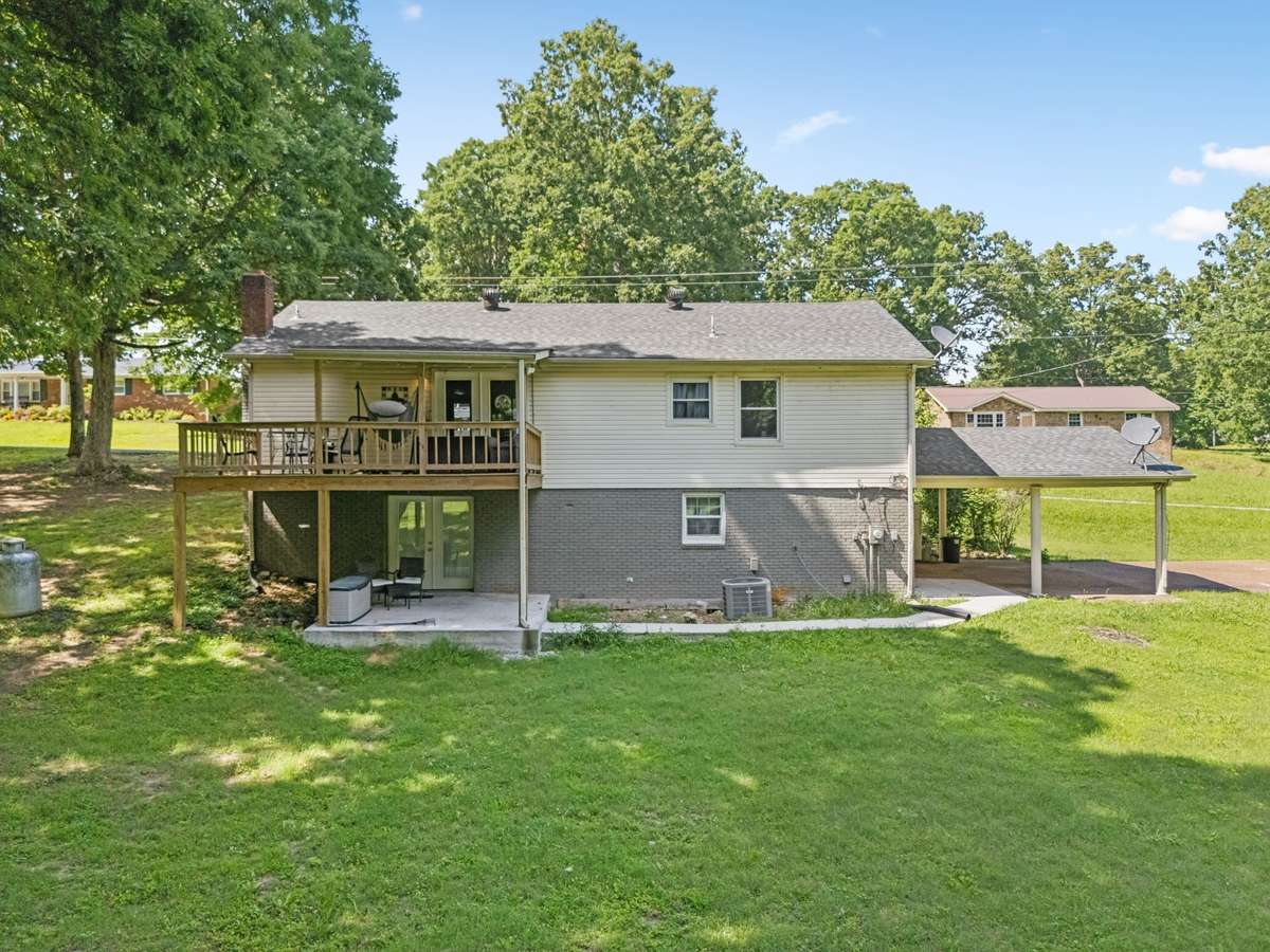 Country living can be yours!