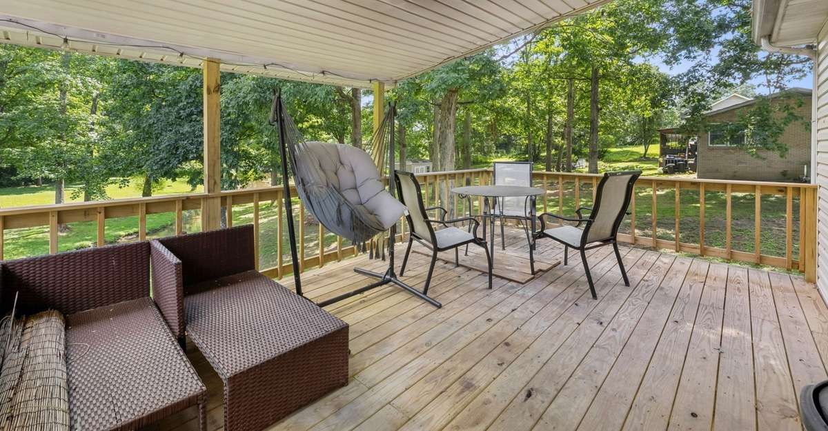 Covered back deck
