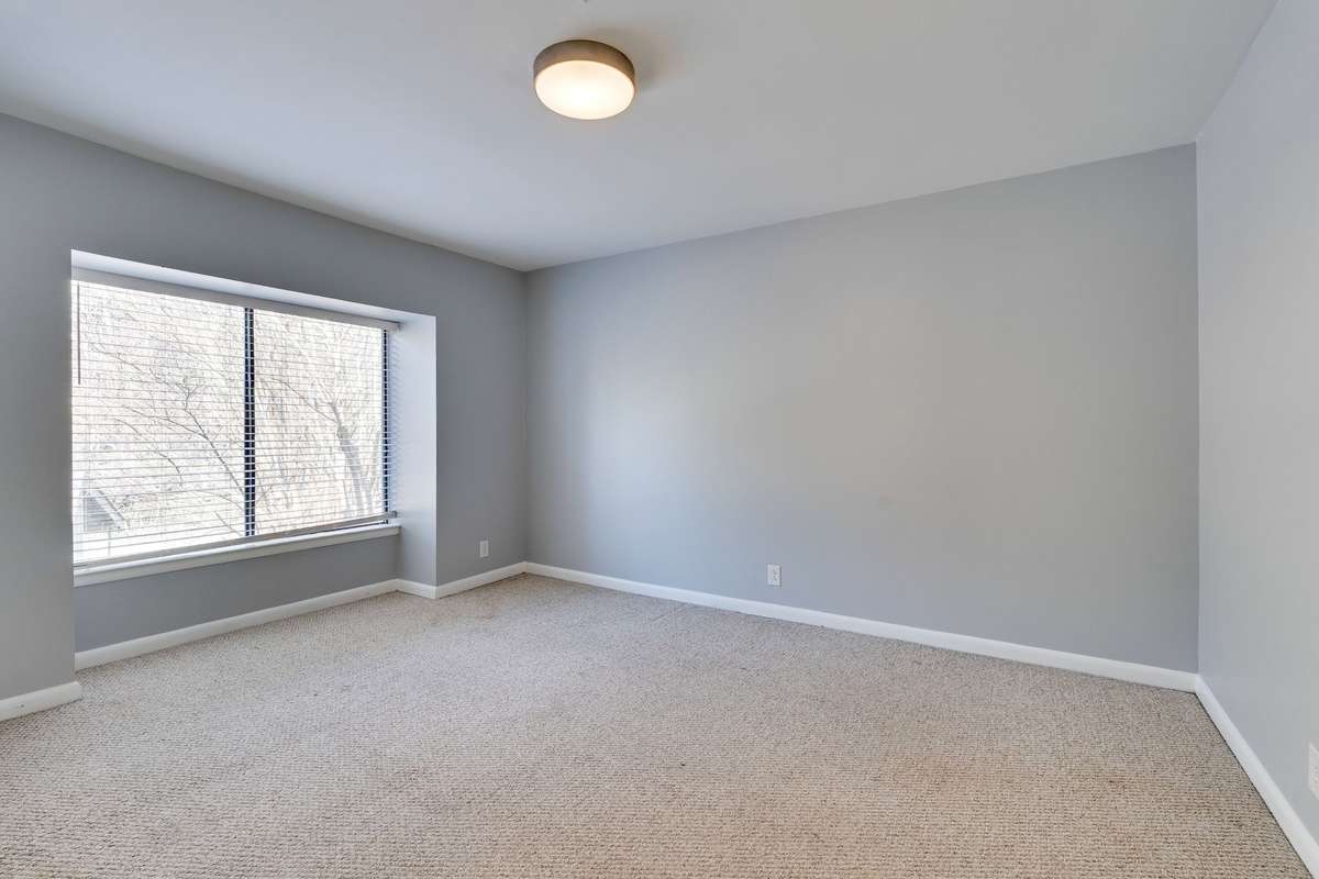 Fourth bedroom.