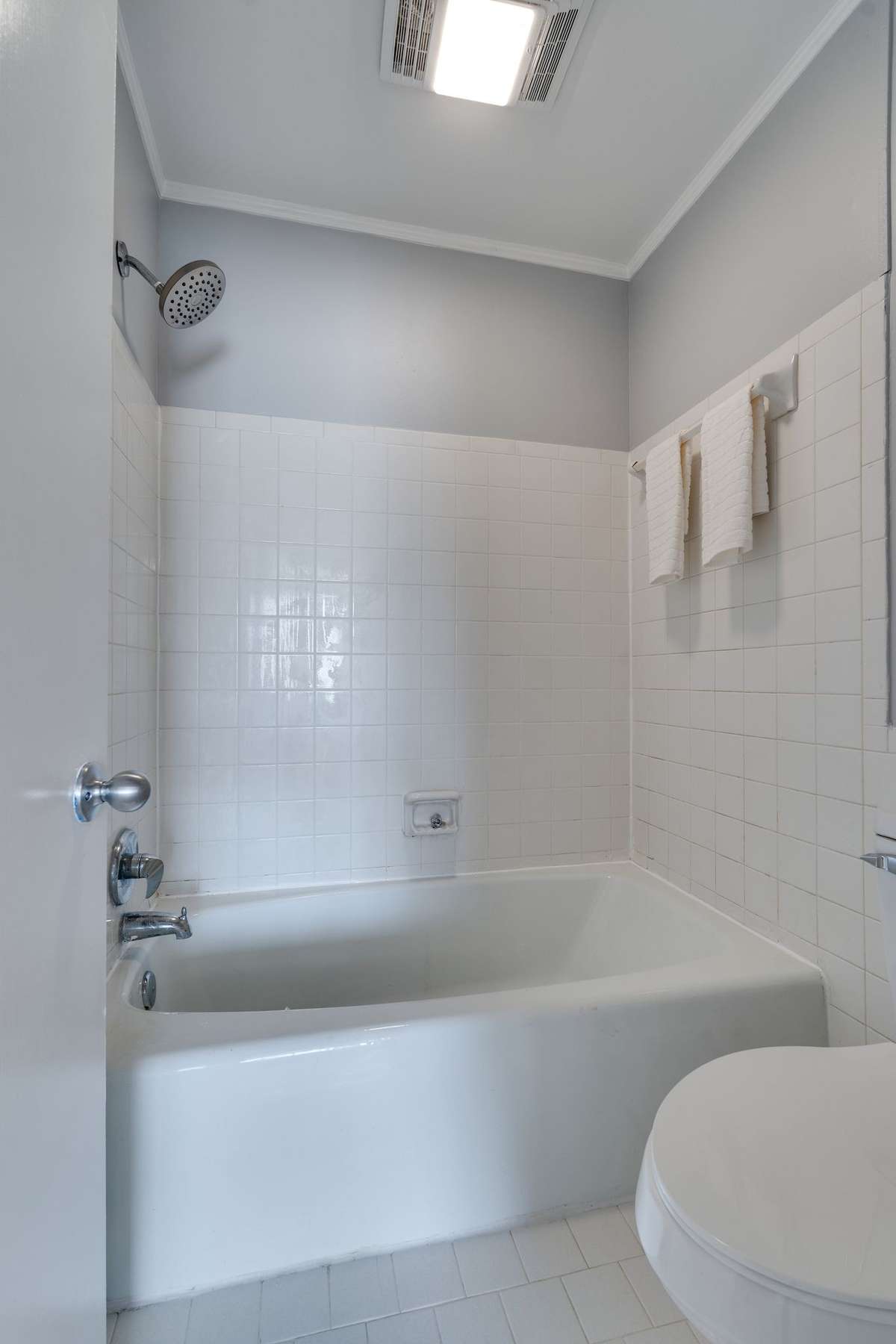 Primary bath.