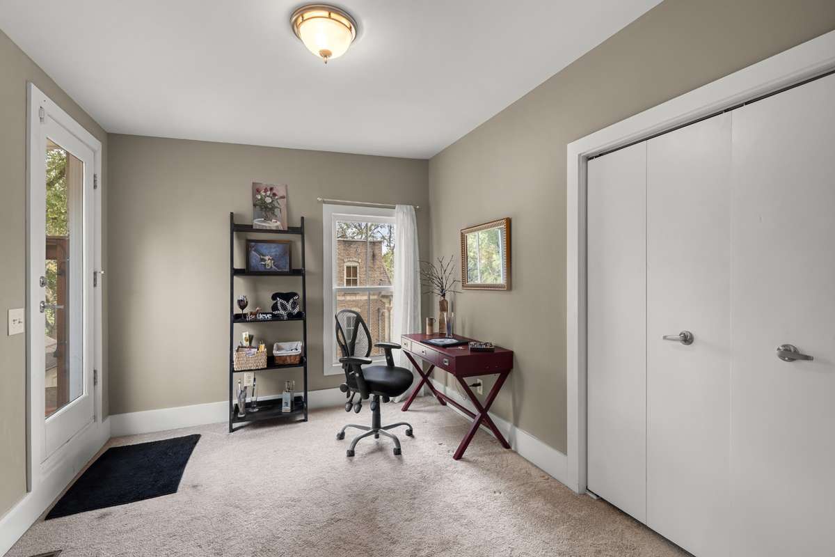 Seller uses this as her art studio. Lots of natural light
