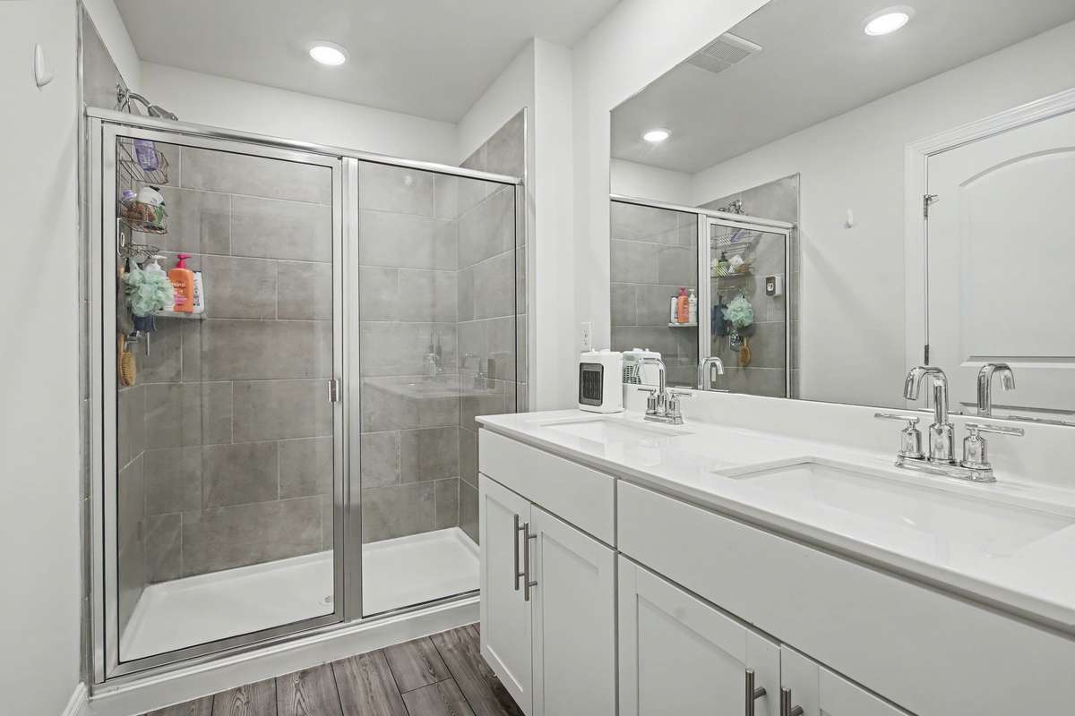 Master Bathroom.