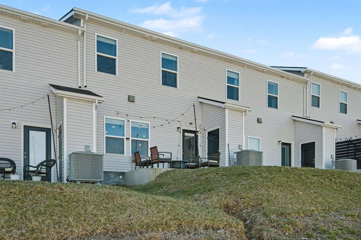 HOA includes the cleanliness of the neighborhood, landscaping & pest control throughout the whole year. The Exterior of the townhome is protected by the HOA price also.