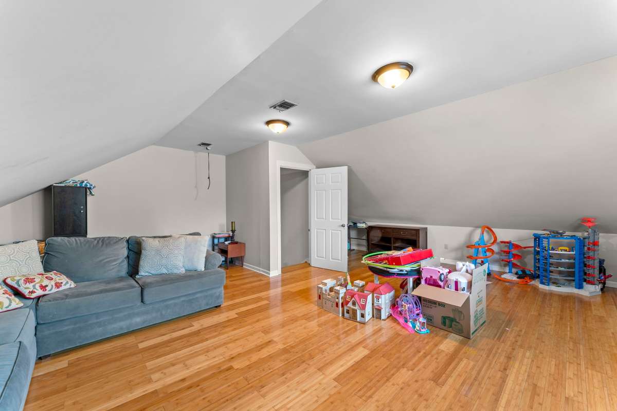 Bonus Room
