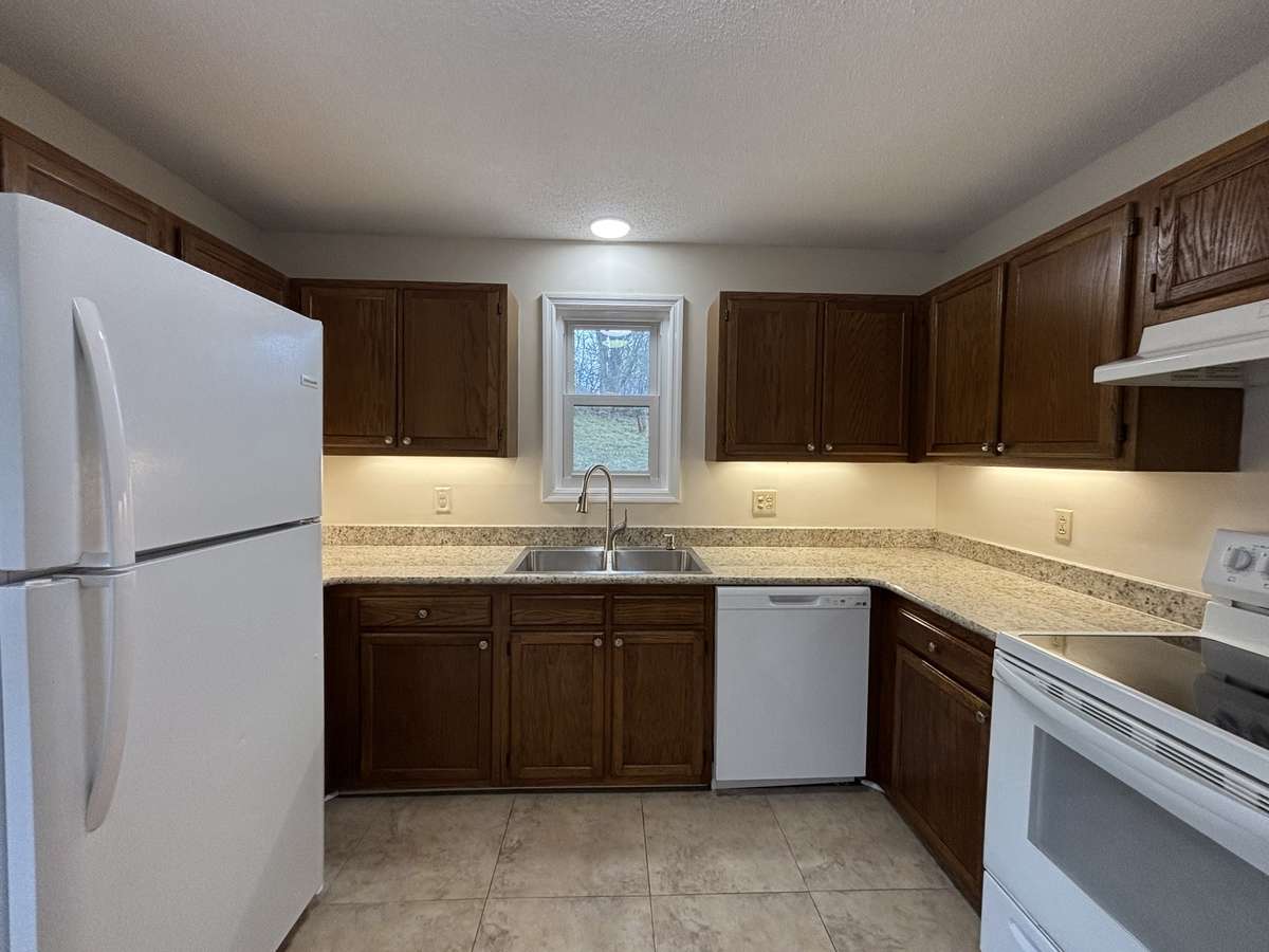 Kitchen has all New Granite Counters!