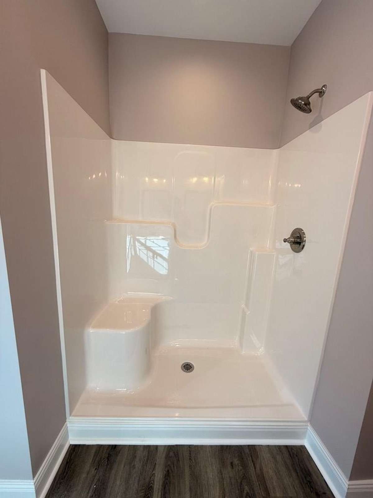 PRIMARY ENSUITE BATHROOM