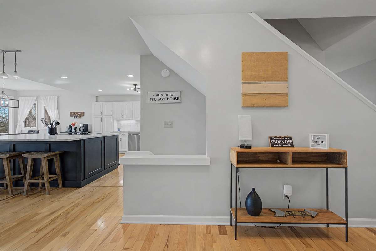 Entry way from front door