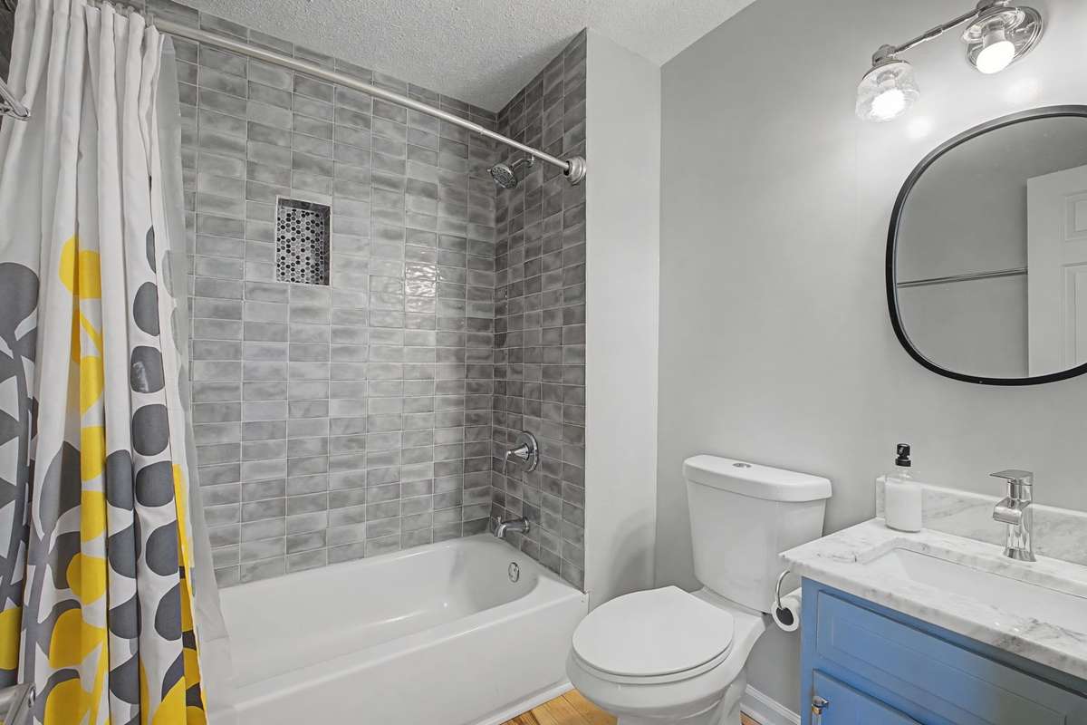 2 floor bath