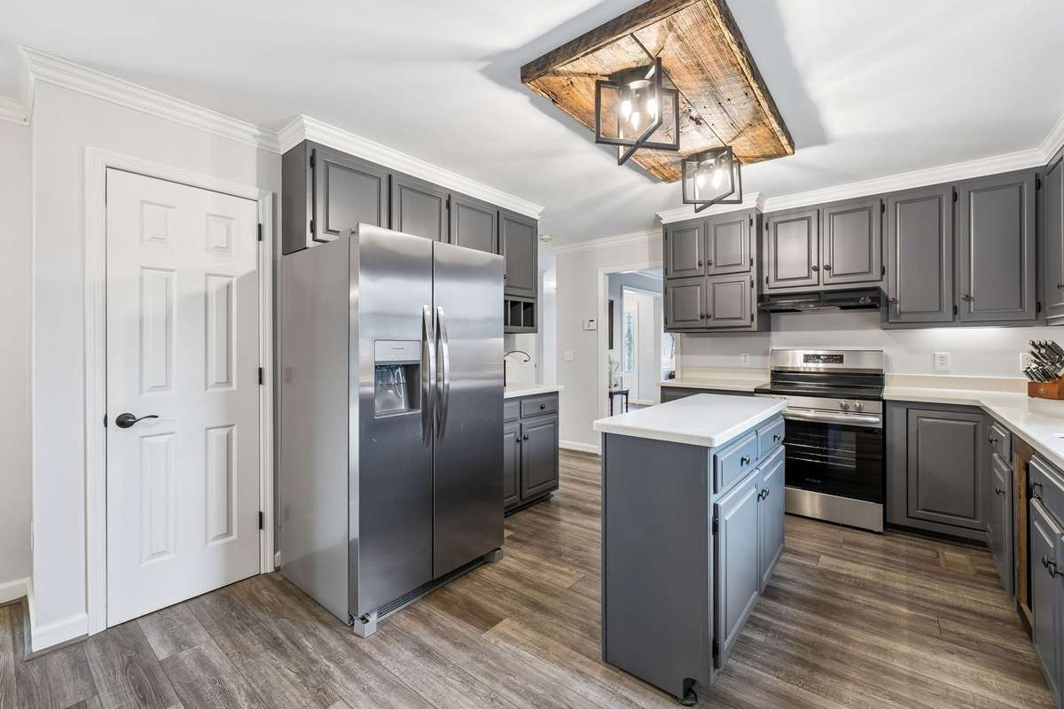 Walk In Pantry