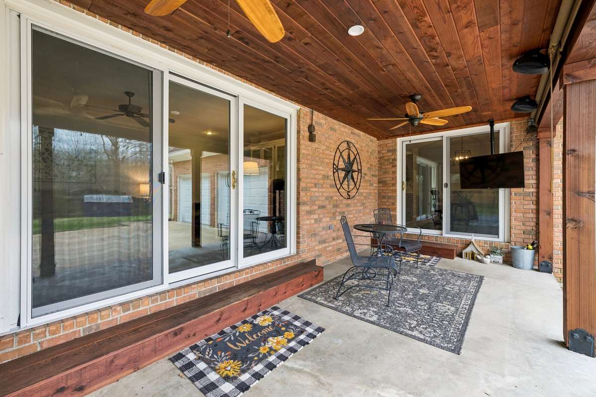 Cedar Patio With Sliding Doors