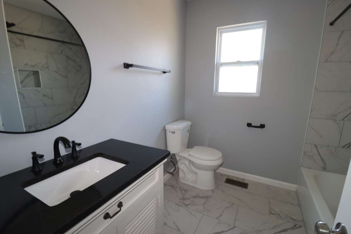 Full Bath Upstairs