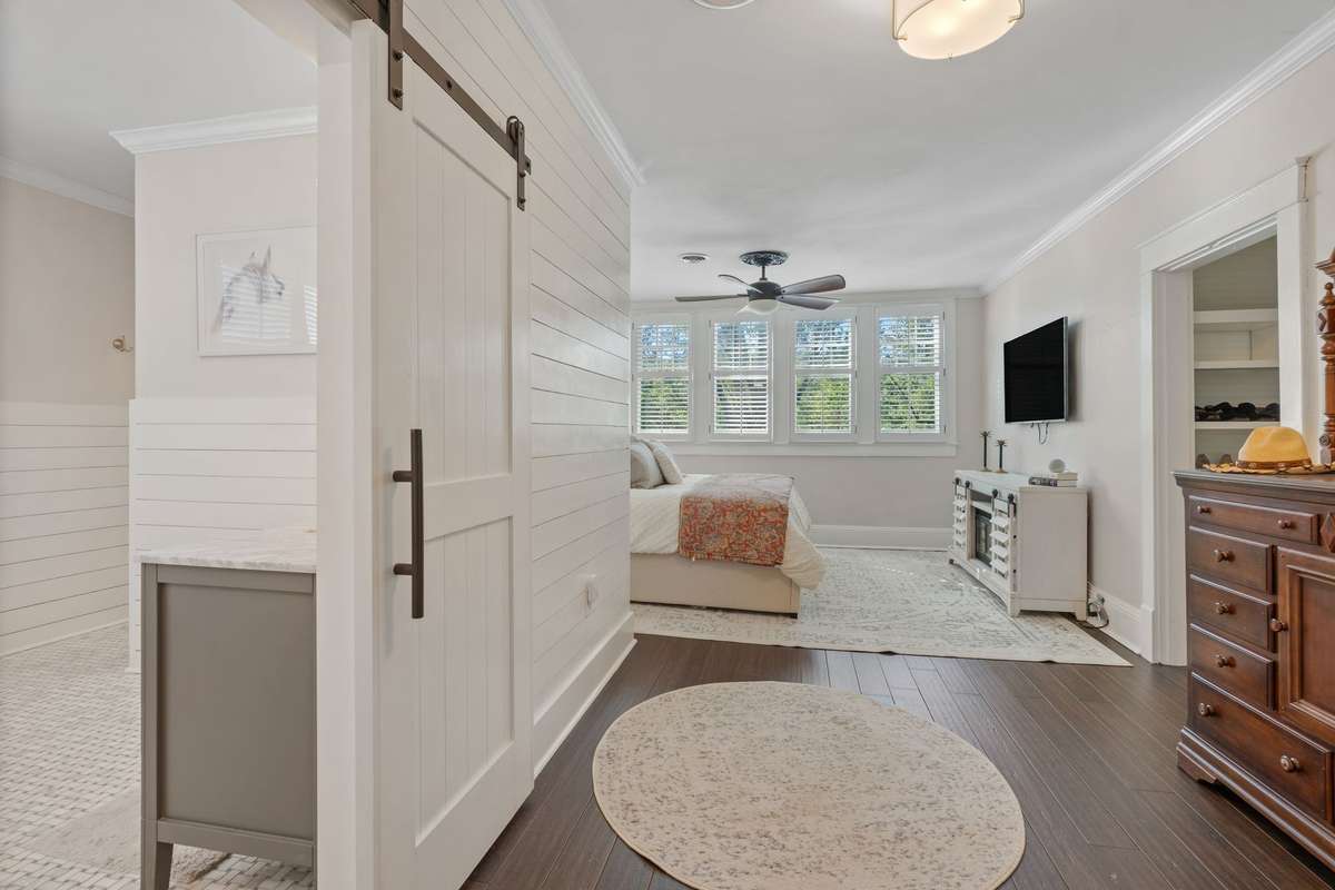 Large fourth bedroom.