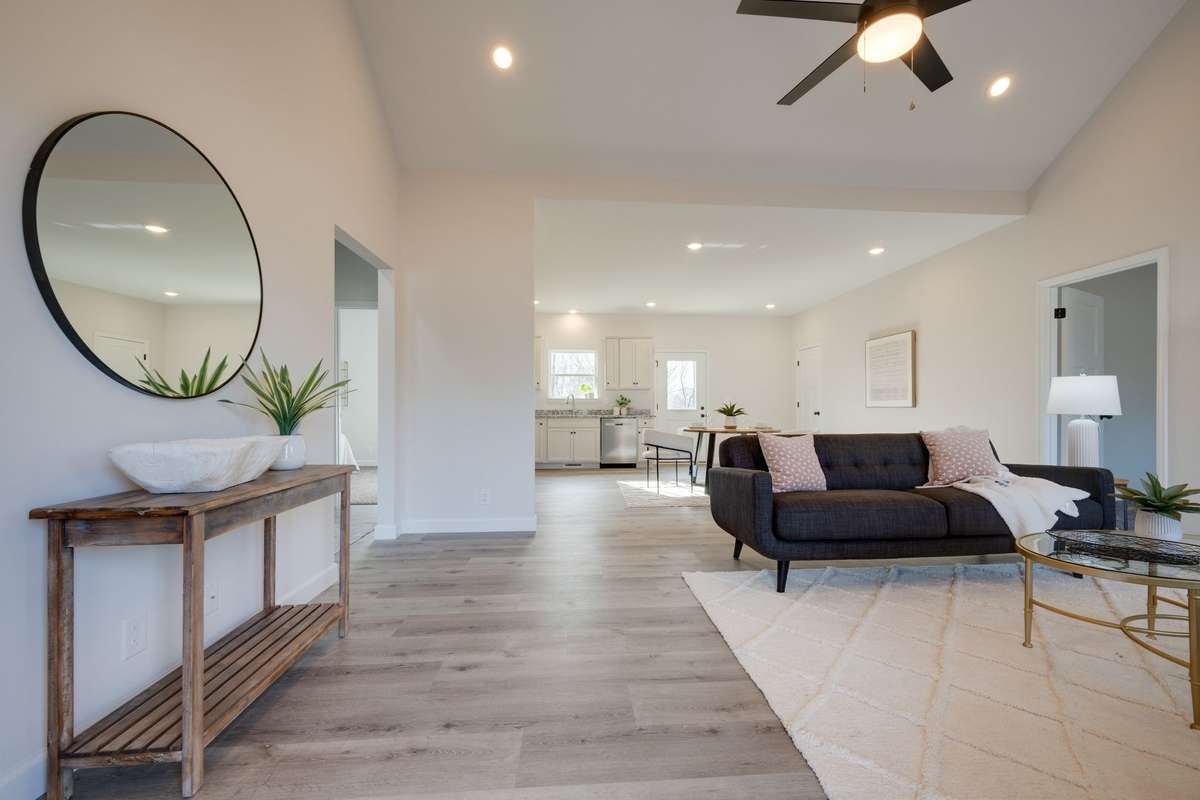 STATEMENT MAKING Floorplan w/ Open Concept Design