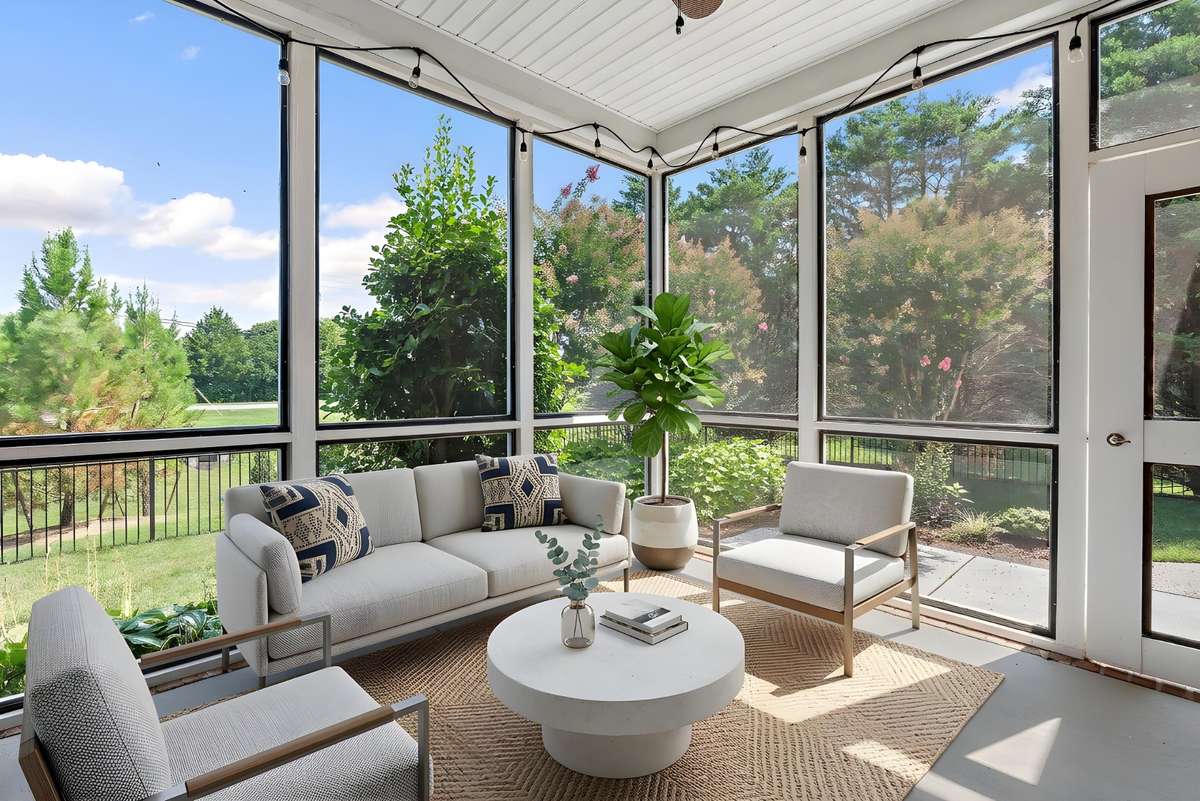Covered patio with fan