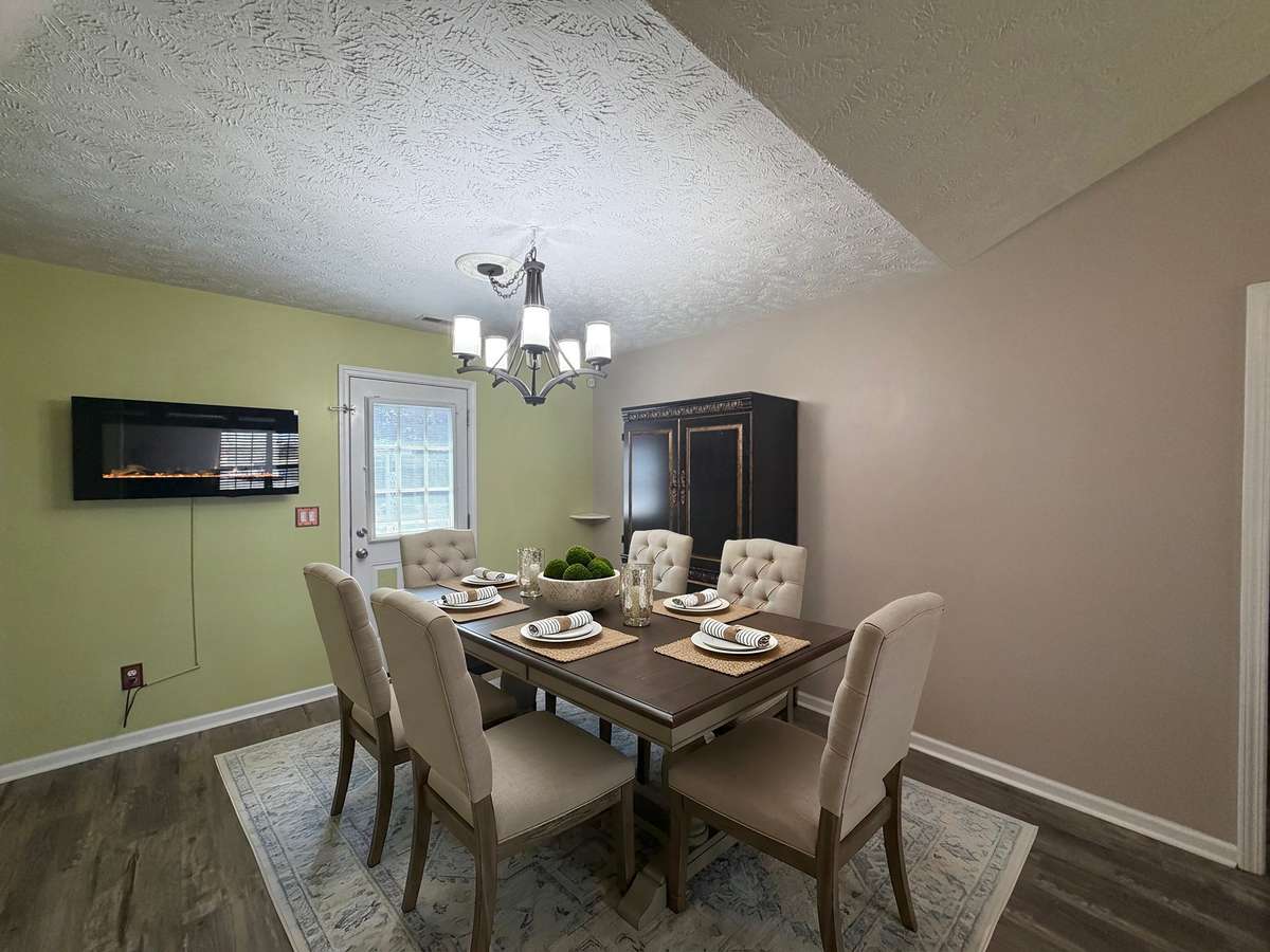 Please note: The dining room has been virtually staged