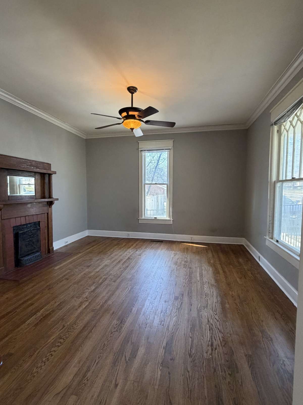 Living Room with gas fireplace