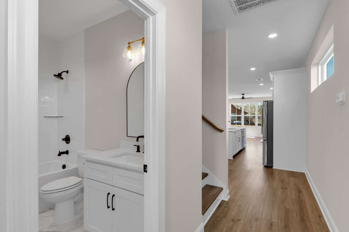 Additional full bathroom on the first floor so guests have their own bathroom and will not have to use the owners on suite bathroom.