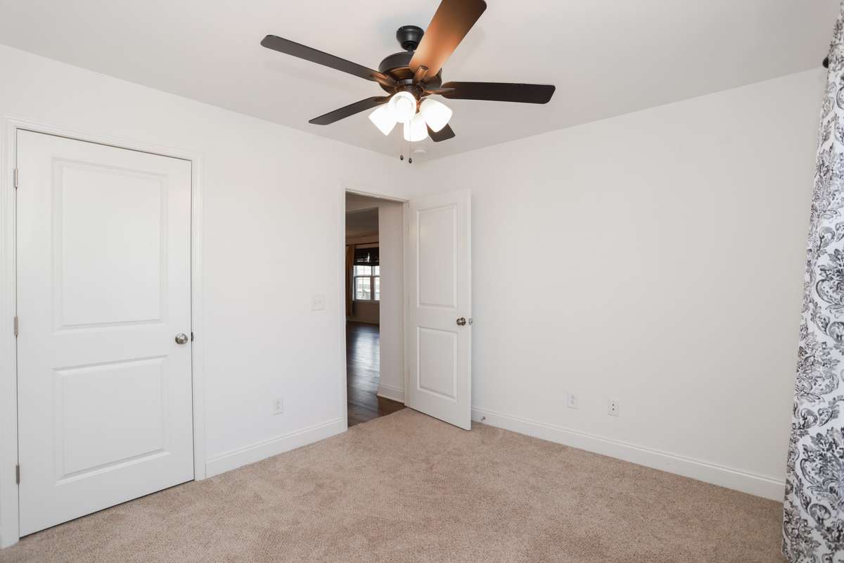 Bedroom 2 entry and closet area