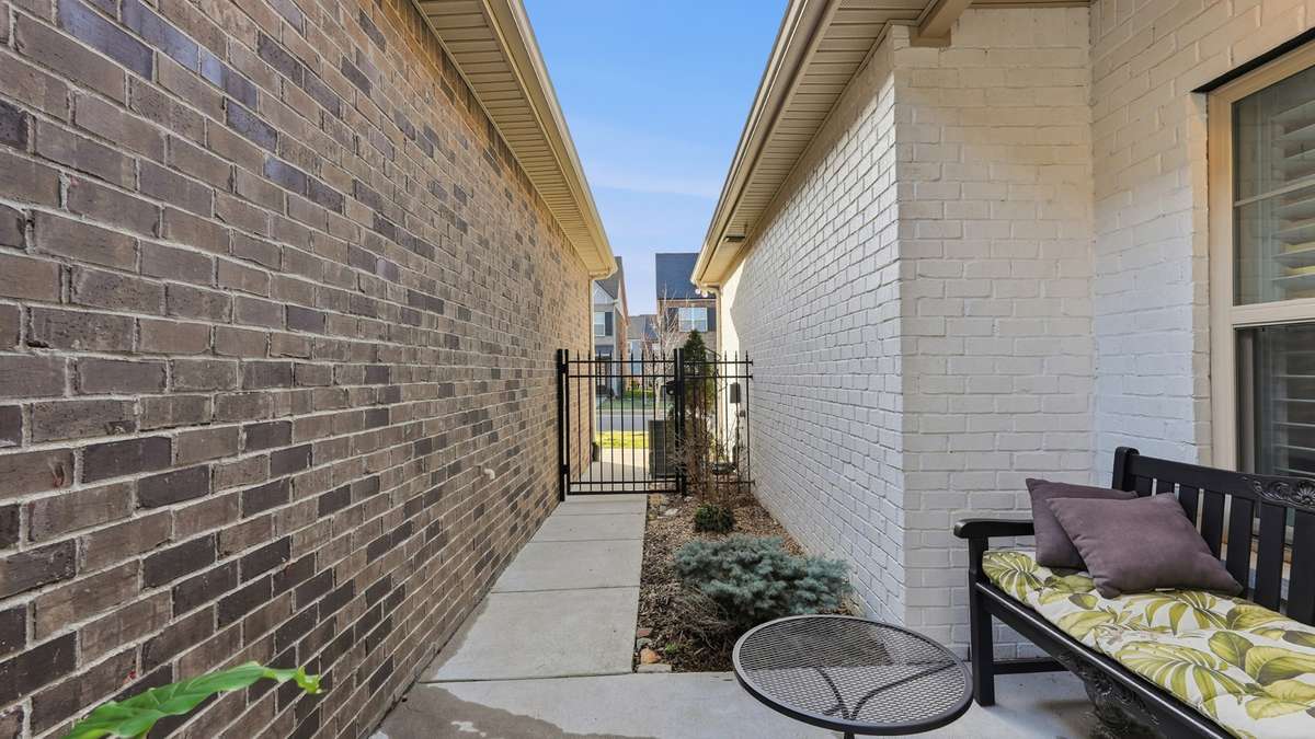 Private courtyard