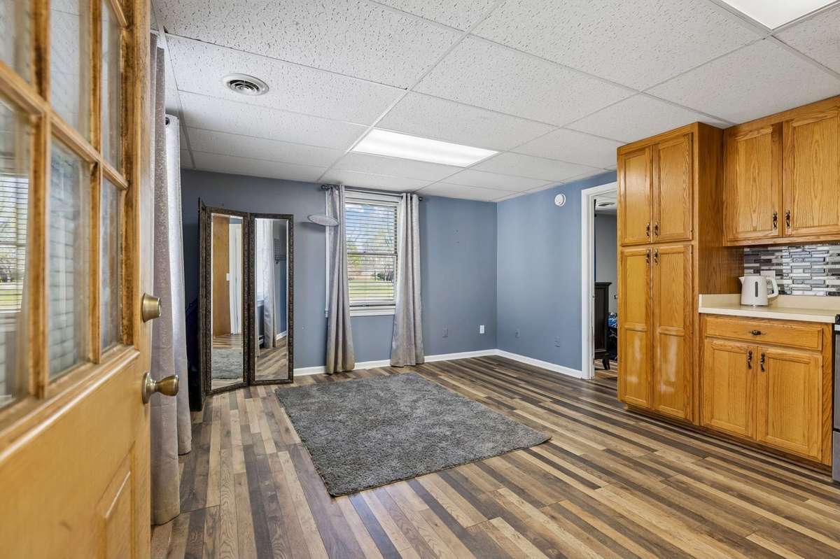 In-Law Suite with Separate Entrance, Kitchen, Living Area & Full Bathroom