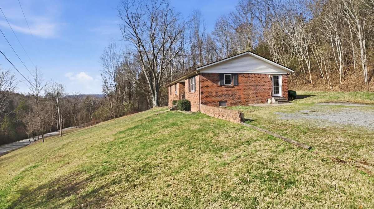 Long driveway and ample side parking.
