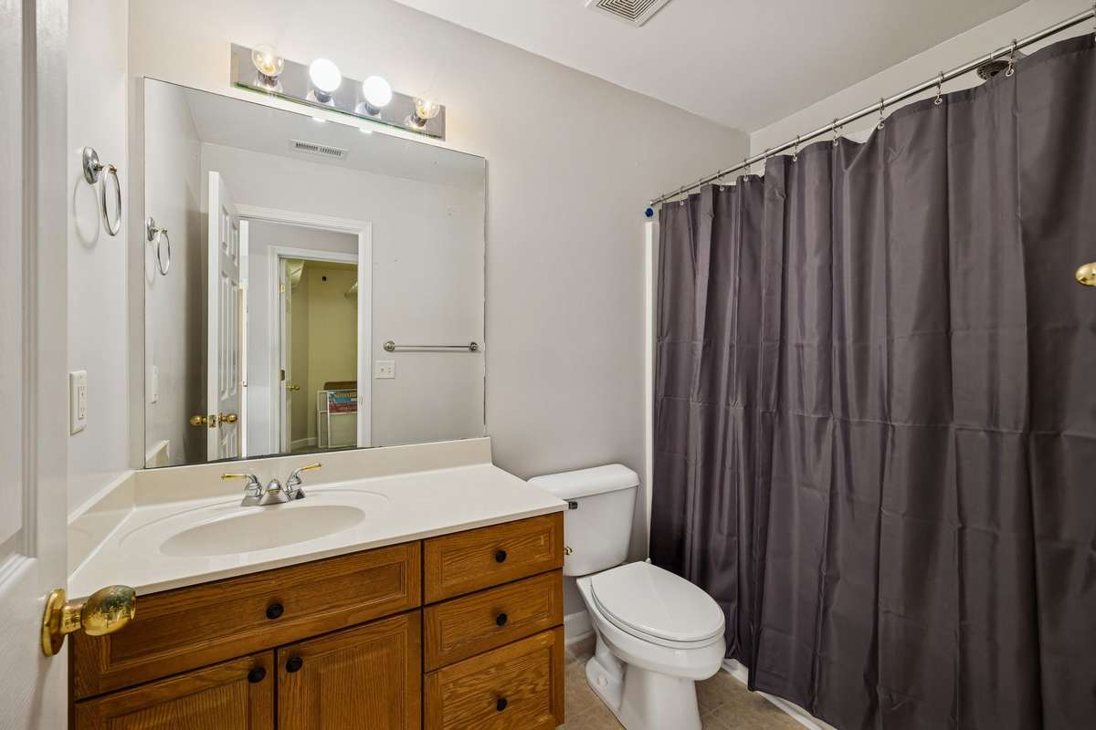 Full bathroom upstairs.