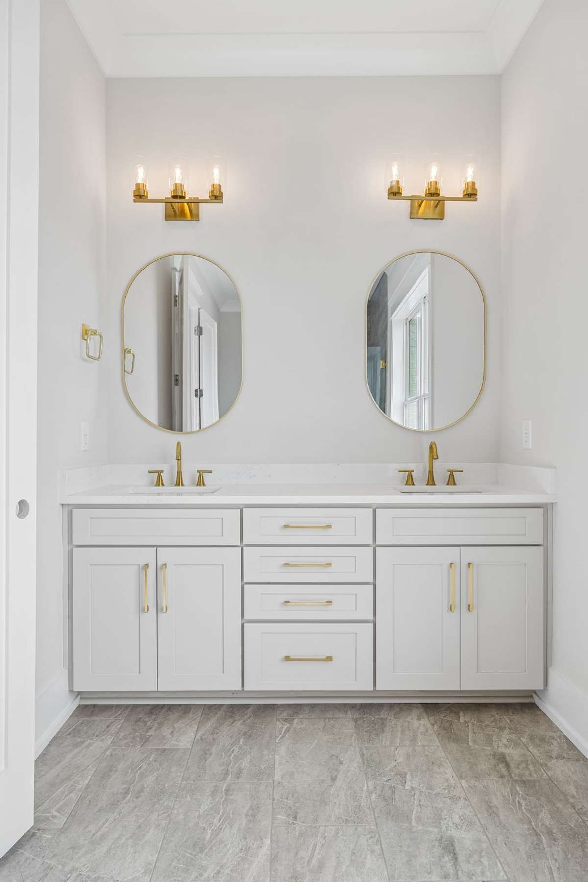 Upstairs En-Suite with double vanities