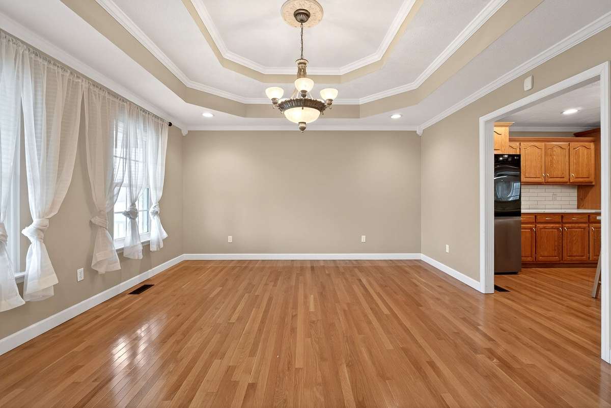 Formal Dining