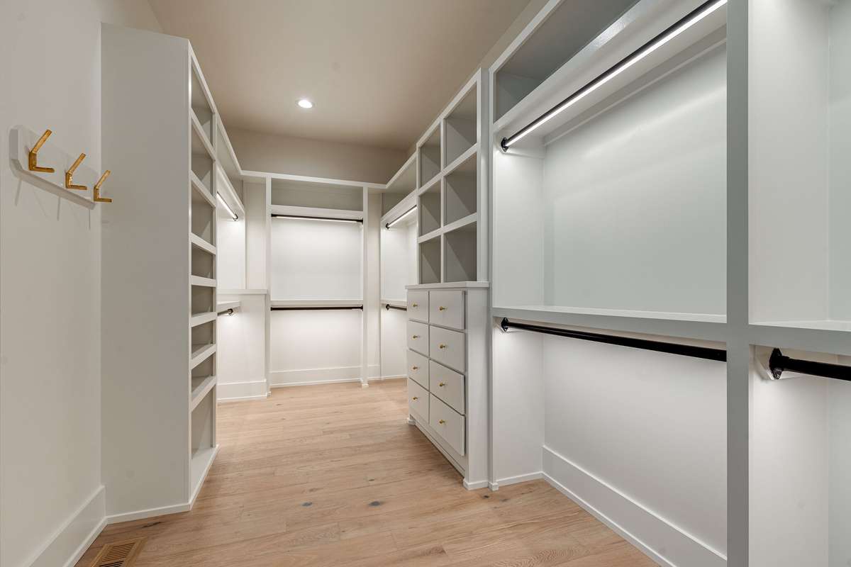 PICTURES ARE OF ANOTHER HOME AND ARE FOR REPRESENTATION ONLY. FLOOR PLAN, SELECTIONS, FINISHES AND FEATURES MAY VARY.