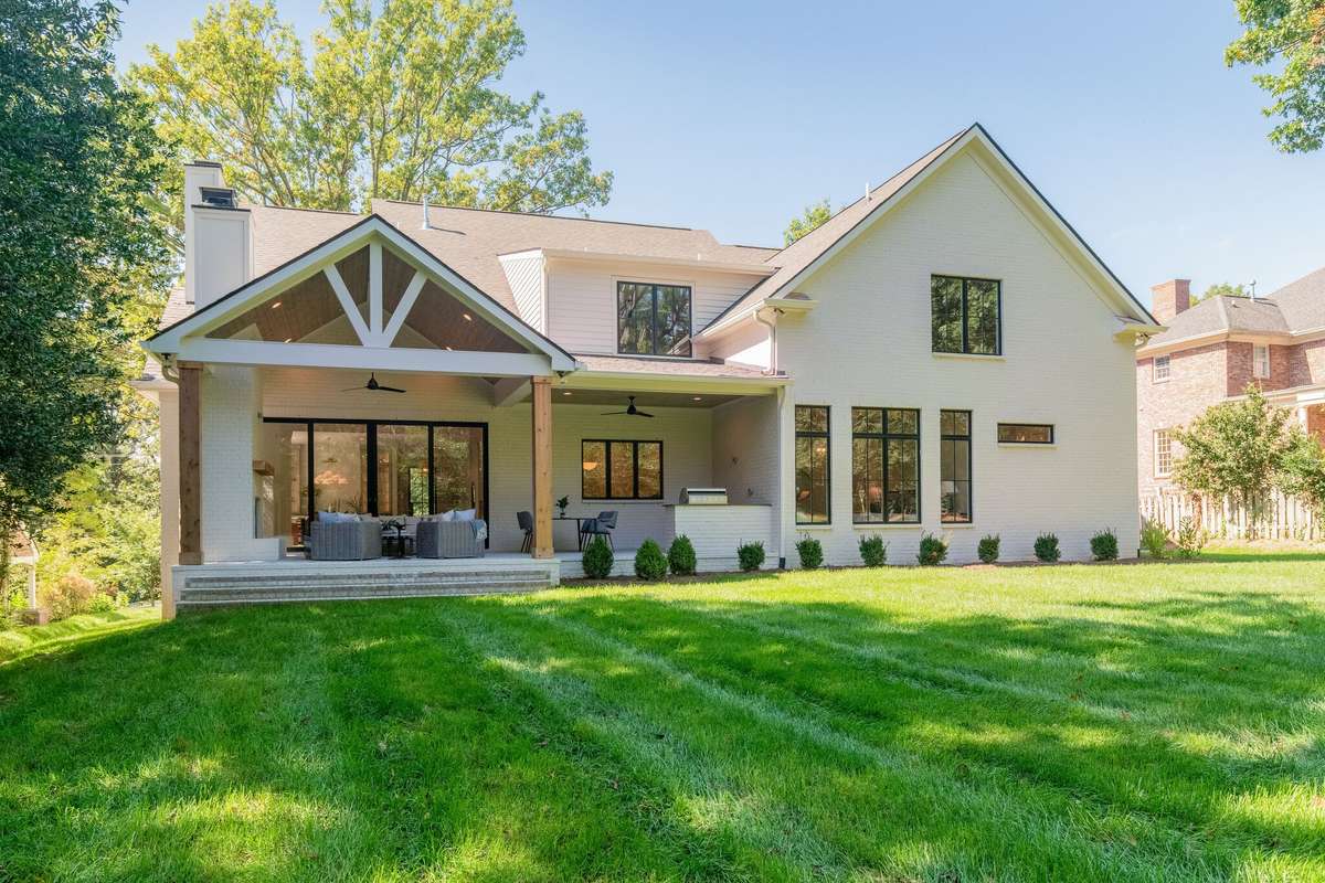 PICTURES ARE OF ANOTHER HOME AND ARE FOR REPRESENTATION ONLY. FLOOR PLAN, SELECTIONS, FINISHES AND FEATURES MAY VARY.