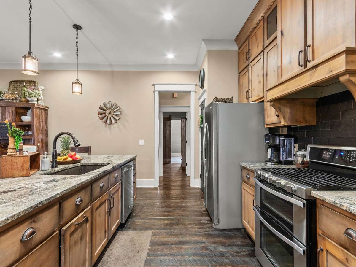 Lots of Cabinets