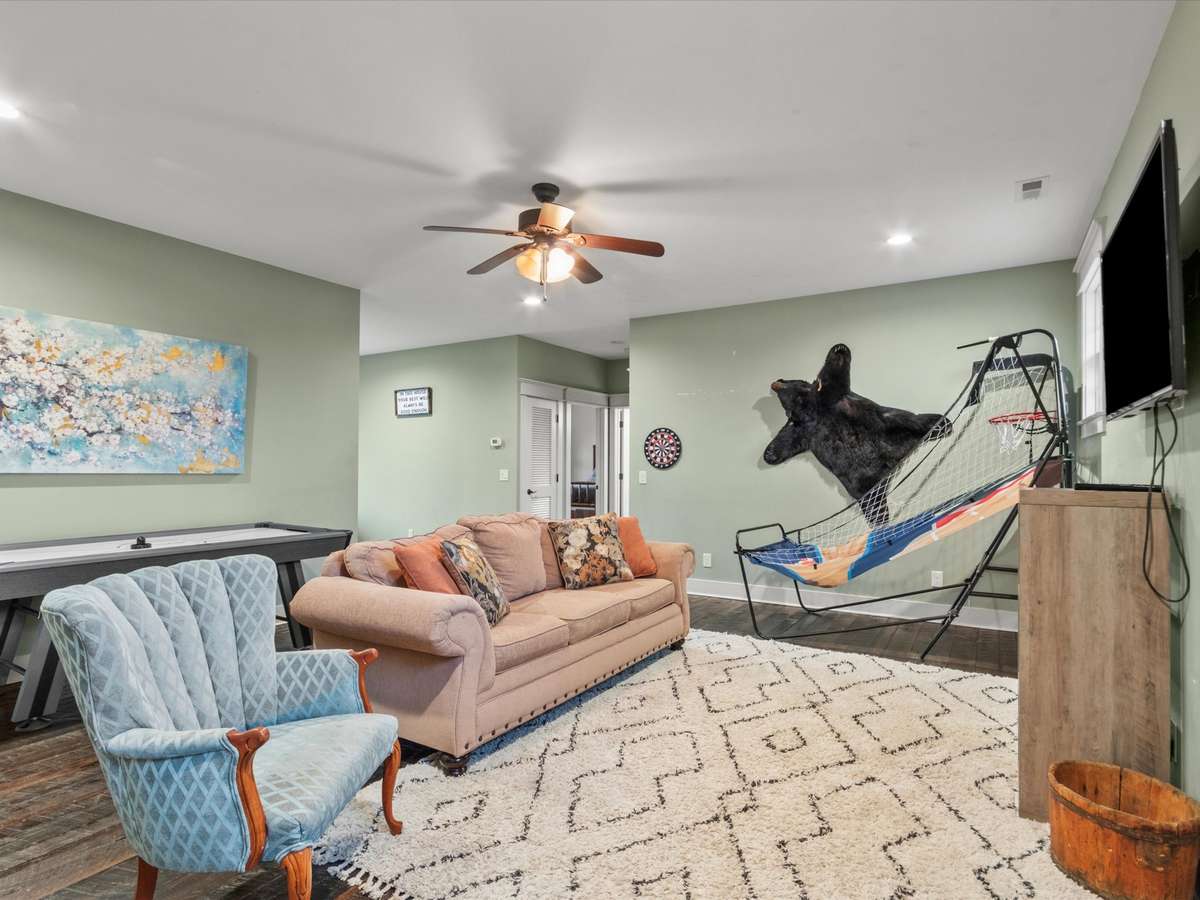 2nd floor Game room/ Bonus room