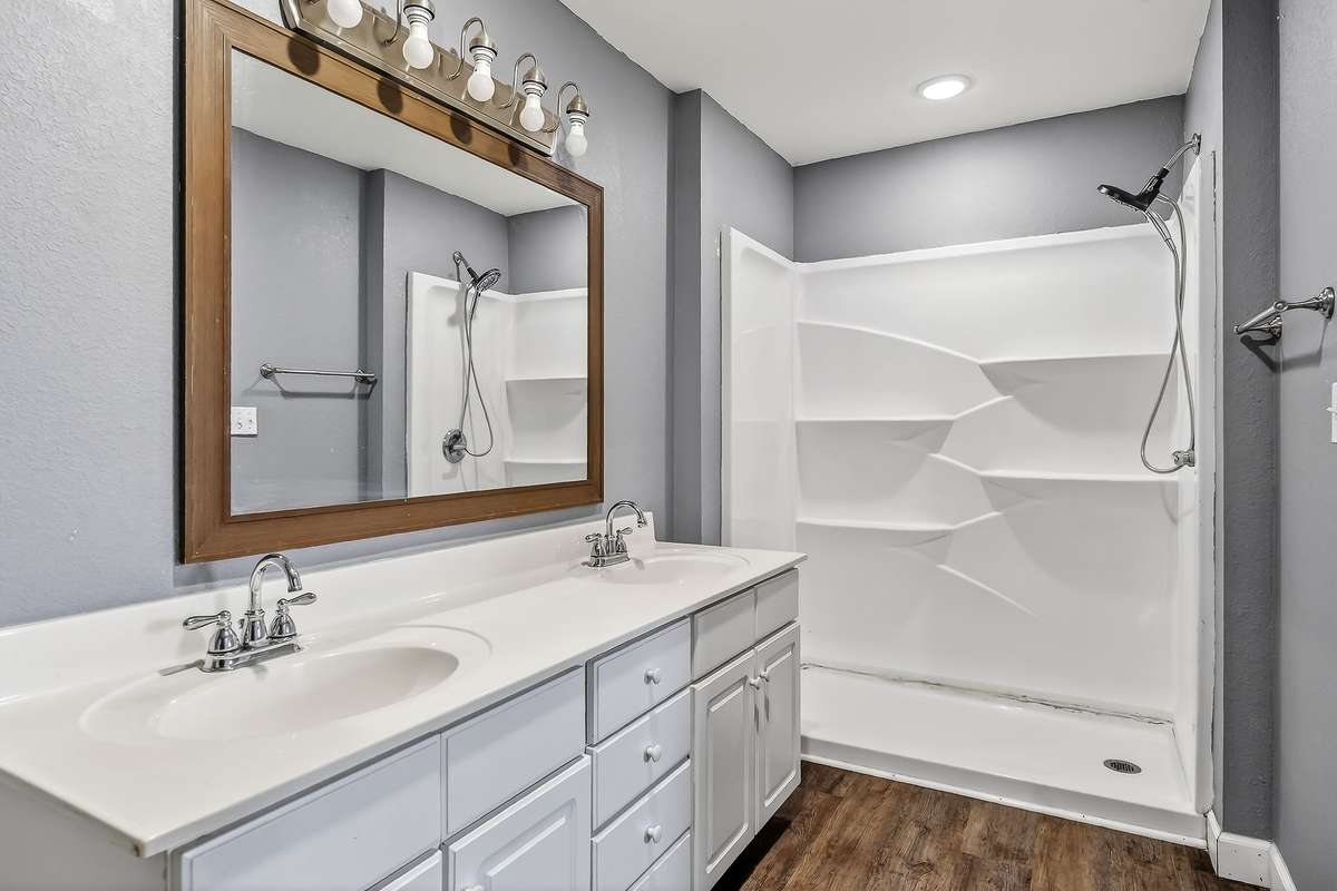 PRIMARY BATHROOM WITH DUAL SINKS