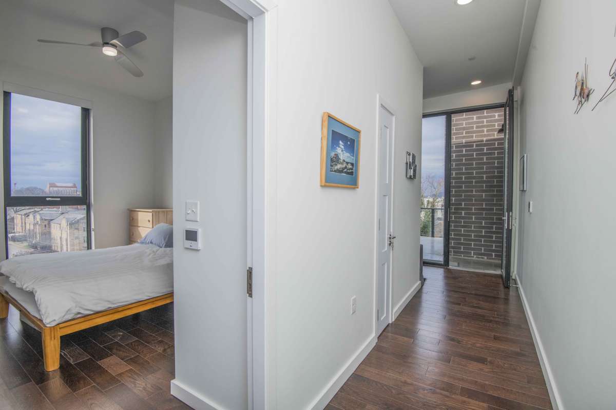 hall to front door and master to left