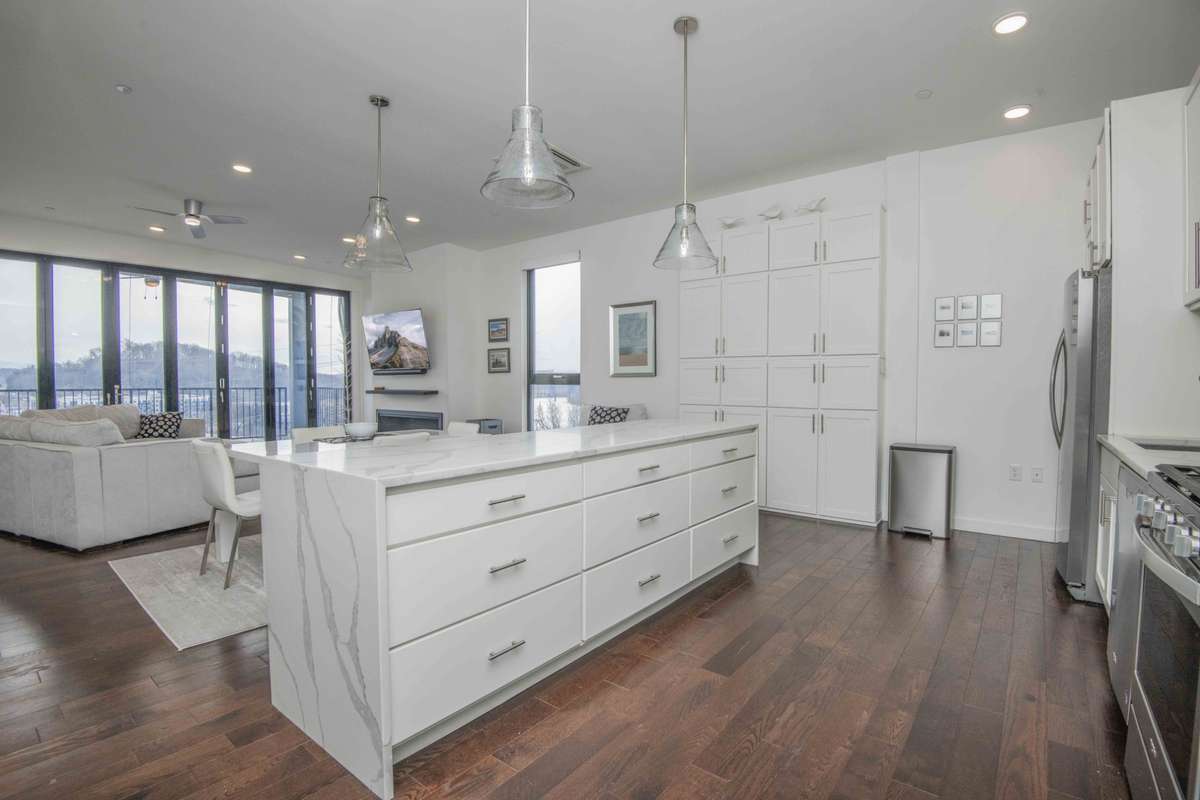 kitchen to living