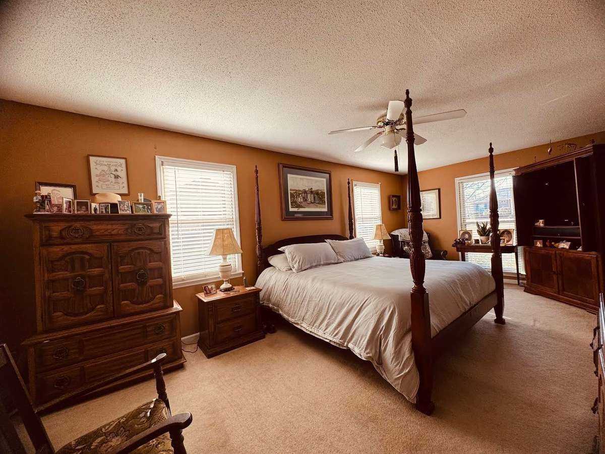 AND ANOTHER VIEW OF MASTER BEDROOM- PERFECT!!