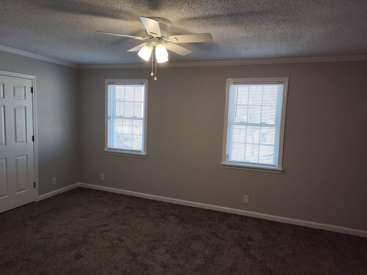 Upstairs primary bedroom (1 of 2)