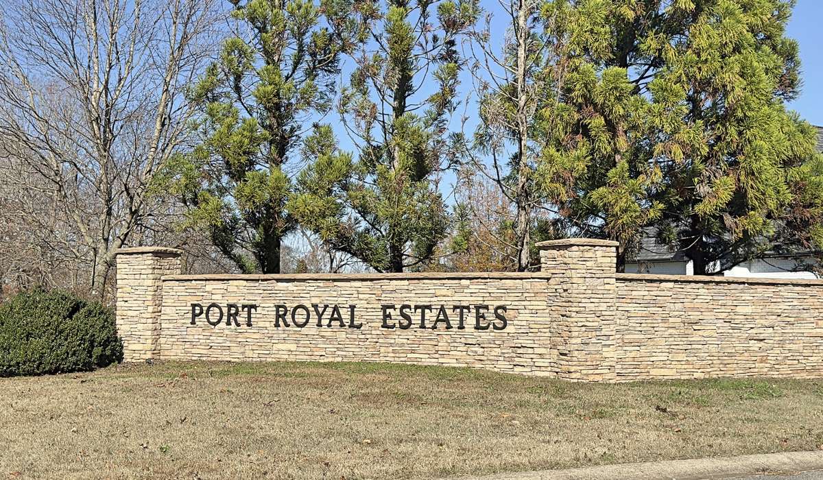 Neighborhood entrance