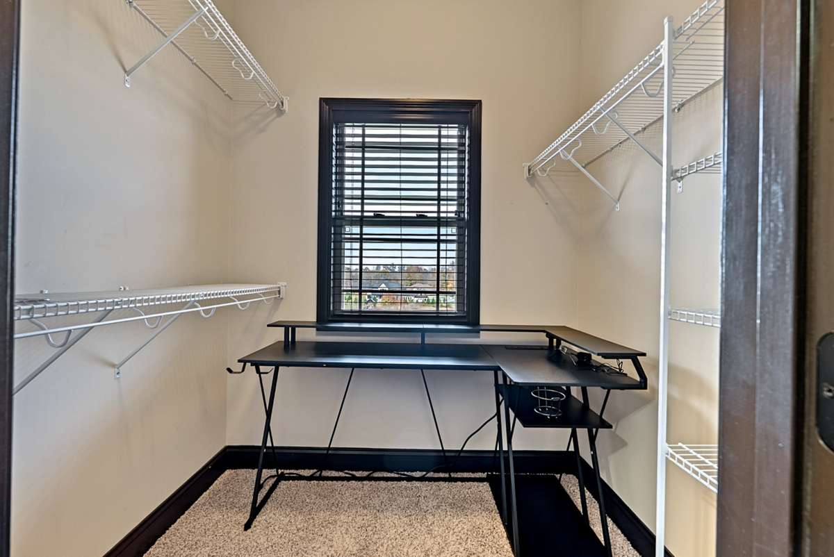 Bedroom 3 WIC