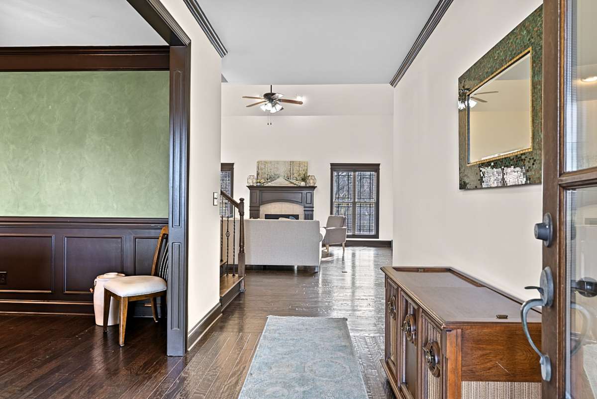 Entry Formal dining on left