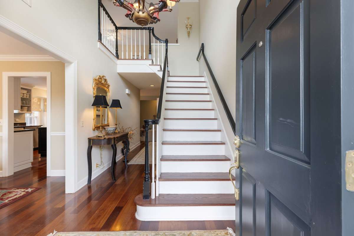 Beautiful entry with custom chandelier