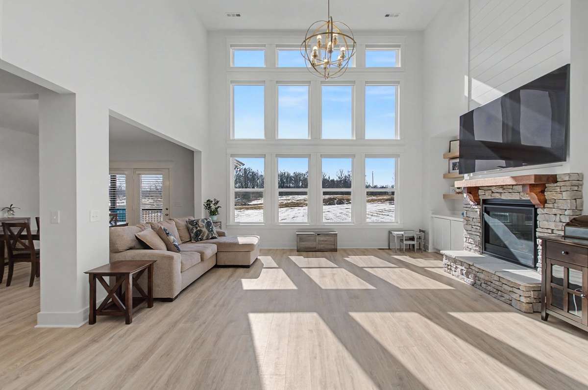 Look how pretty! Seller has automatic blinds installed