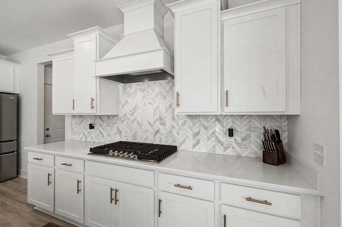 Awesome area to cook those special meals! Perfect for entertaining!