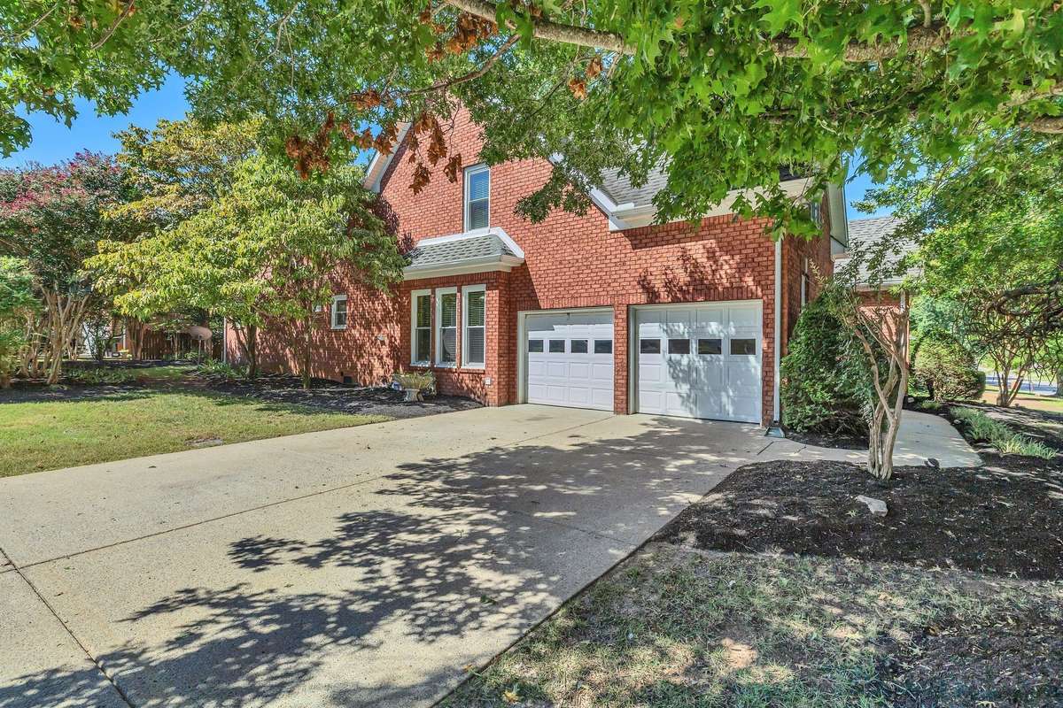 Corner lot adds privacy.