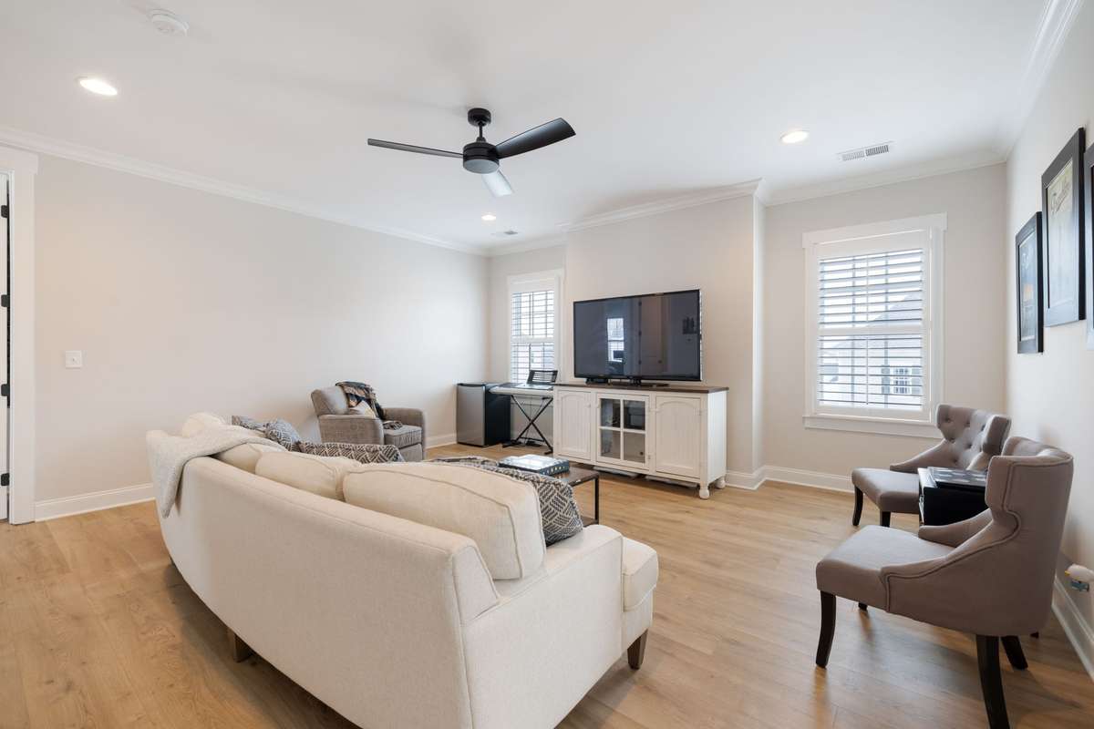 Second floor bonus room