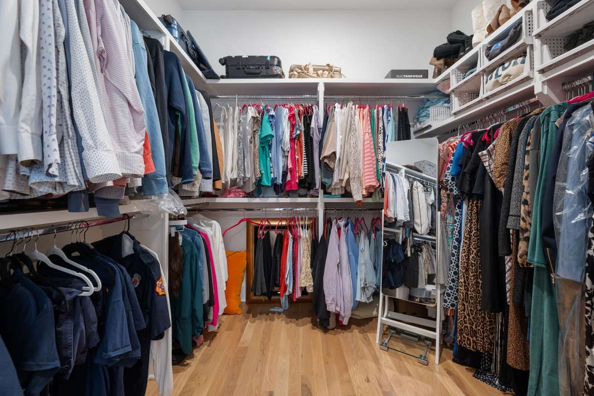 Walk-in primary closet