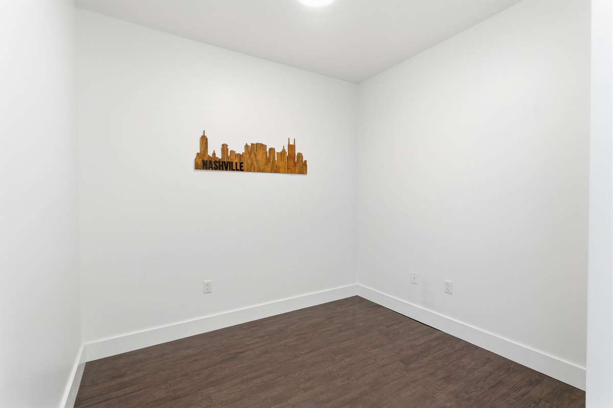 Den/flex room or great office space!