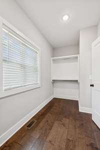 ...and here is a photo of the right side of the closet as you enter the room...